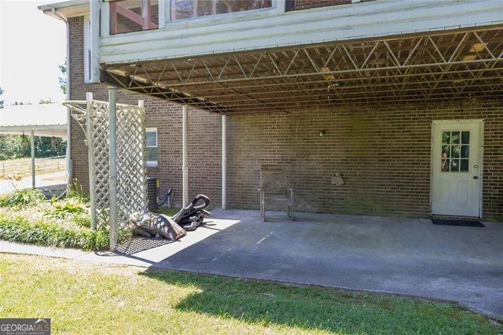 4625 Lovvorn RD Carrollton, GA 30117