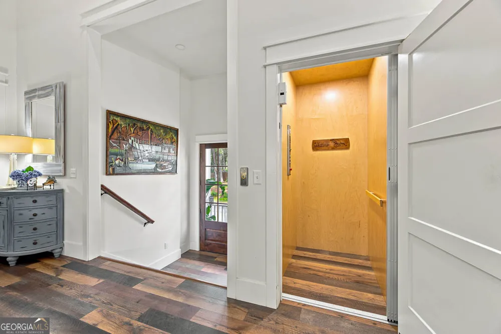 100 Virginia St. Simons, GA 31522