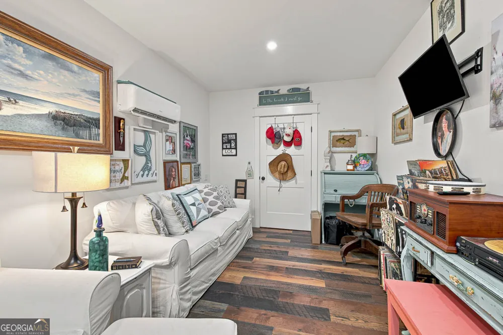 100 Virginia St. Simons, GA 31522