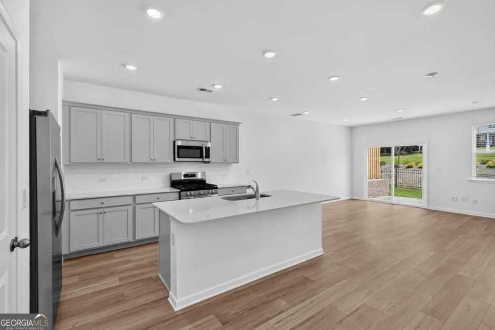 546 East Rope Mill Holly Springs, GA 30115