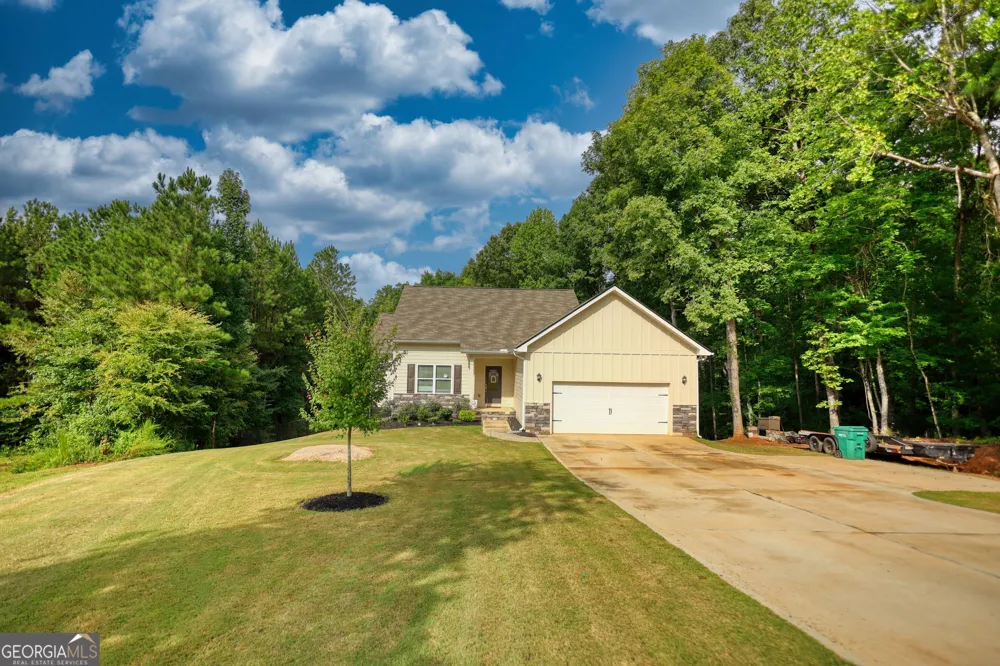 140 Genessa CT Mansfield, GA 30055