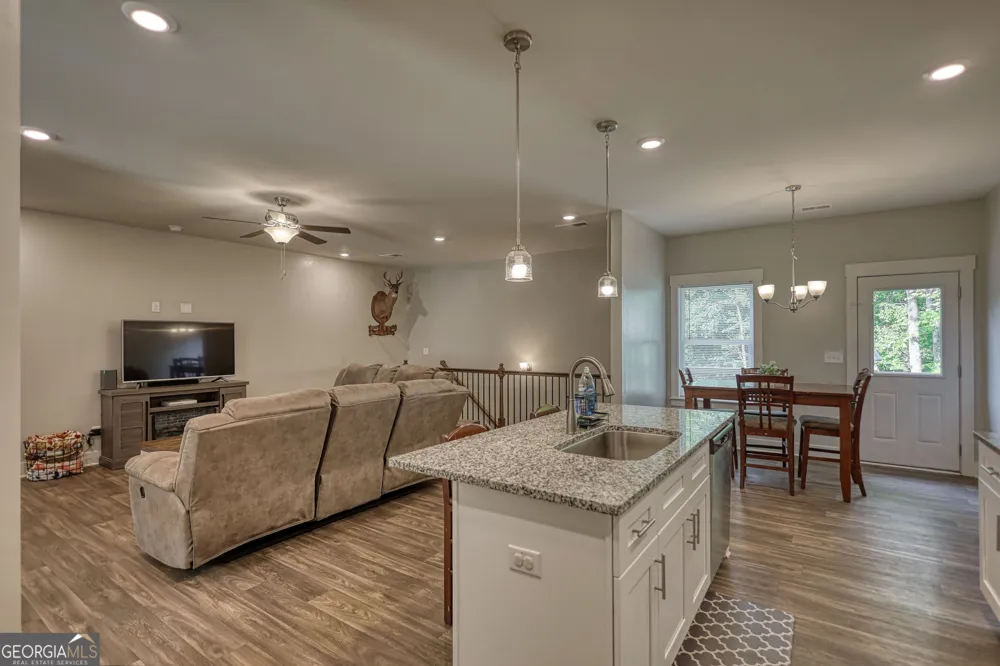 140 Genessa CT Mansfield, GA 30055