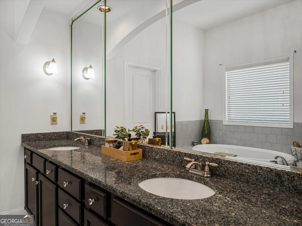 2297 Roberts View TRL Buford, GA 30519