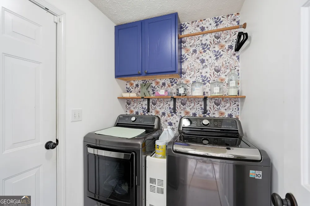 1230 Skipping Rock LN Grayson, GA 30017