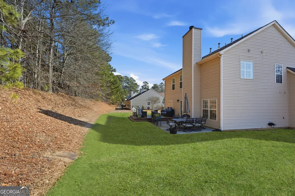 1230 Skipping Rock LN Grayson, GA 30017