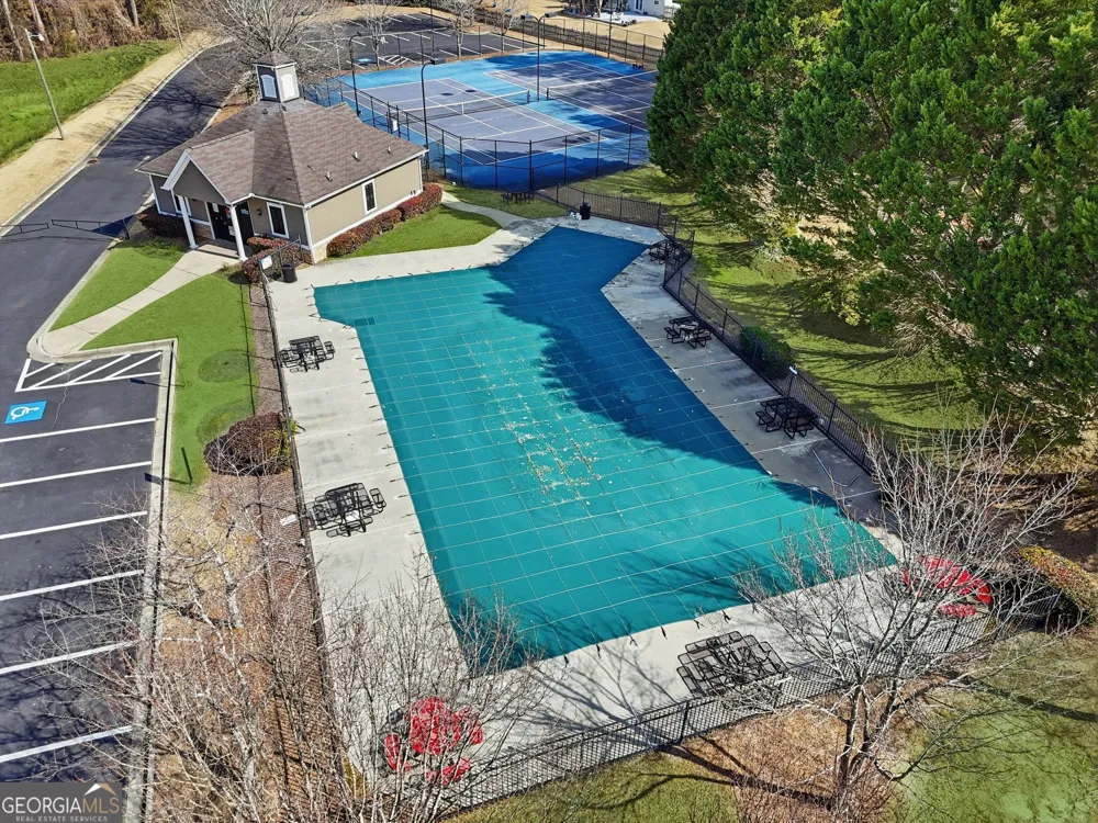 1230 Skipping Rock LN Grayson, GA 30017