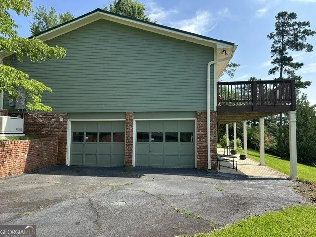 135 NE Chumley RD NE Milledgeville, GA 31061