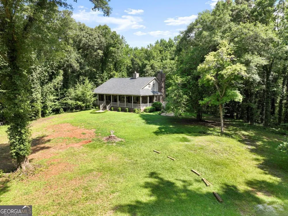 151 Evans RD Milner, GA 30257