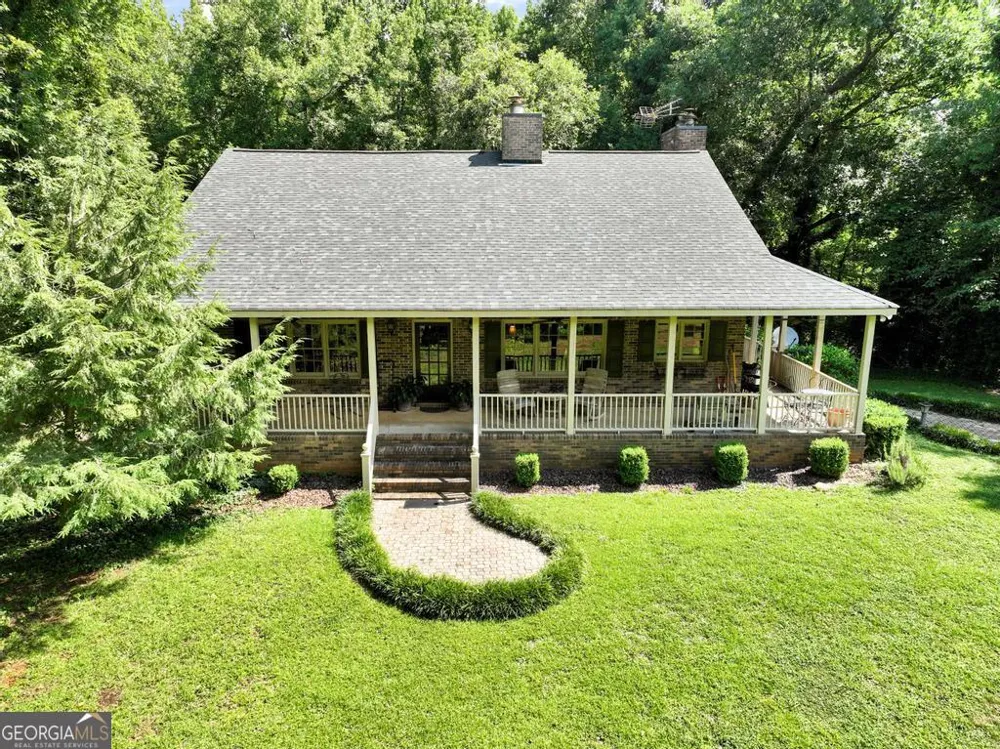 151 Evans RD Milner, GA 30257