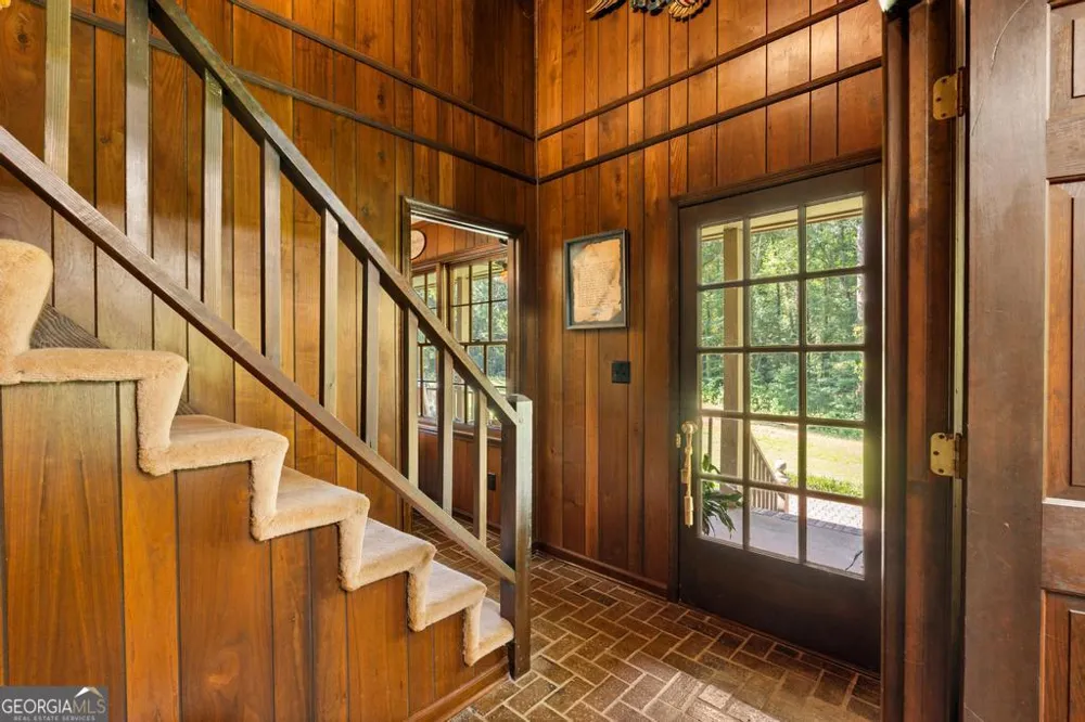 151 Evans RD Milner, GA 30257
