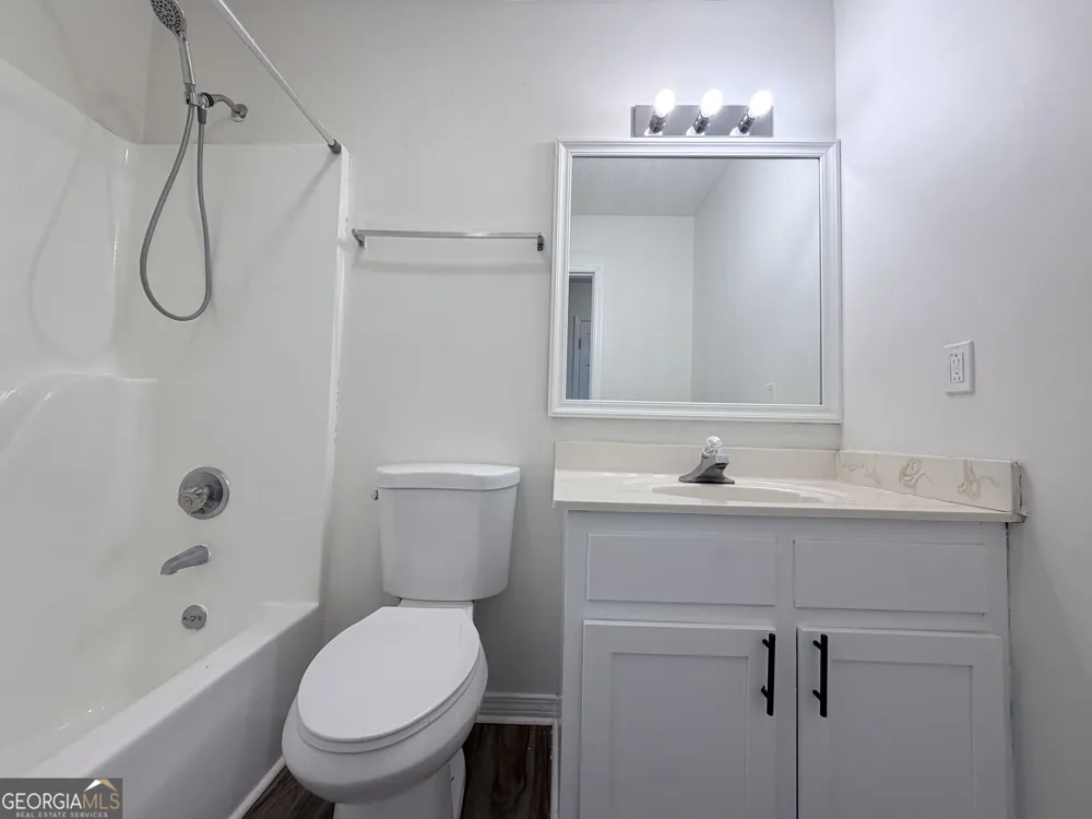 212 E Paces DR Athens, GA 30605
