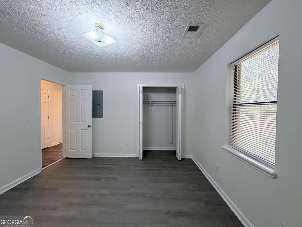 212 E Paces DR Athens, GA 30605