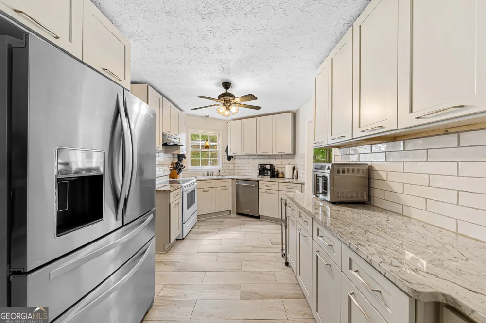 2460 Arbour Trace TER Suwanee, GA 30024