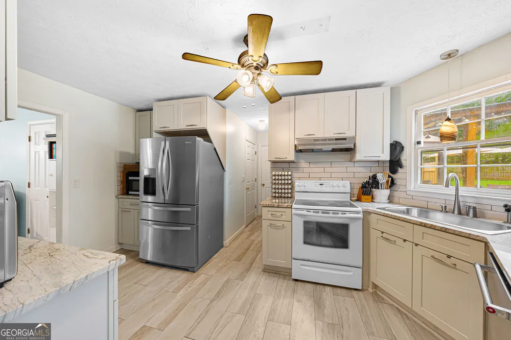 2460 Arbour Trace TER Suwanee, GA 30024