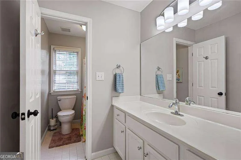 3180 Crestmont WAY NW Kennesaw, GA 30152
