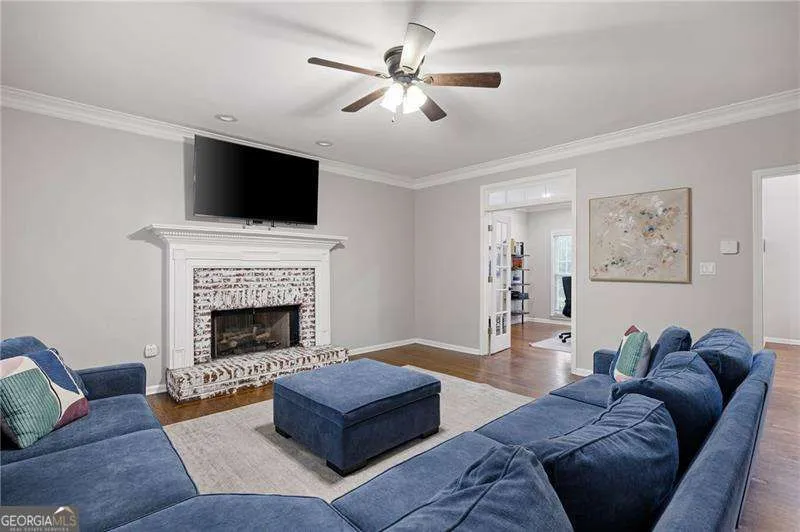 3180 Crestmont WAY NW Kennesaw, GA 30152