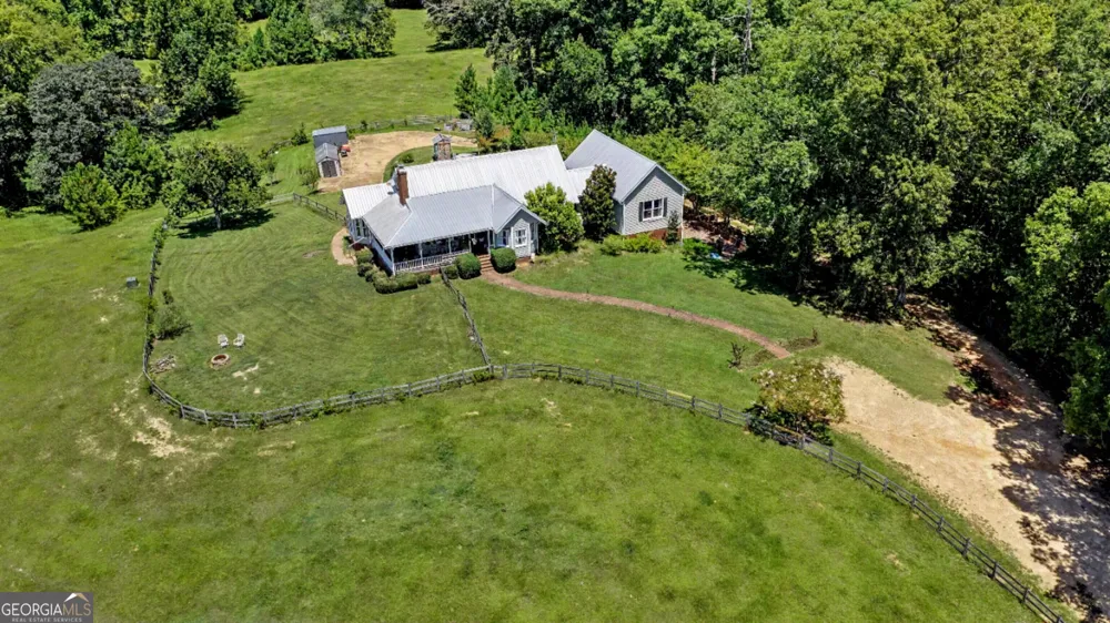 160 Tanya RD Milledgeville, GA 31061