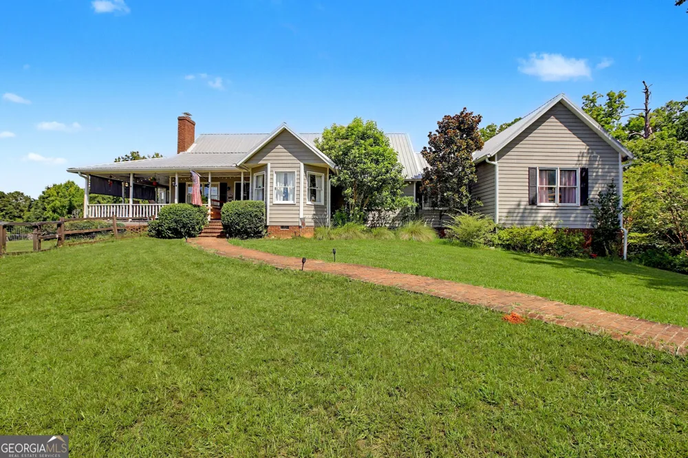 160 Tanya RD Milledgeville, GA 31061