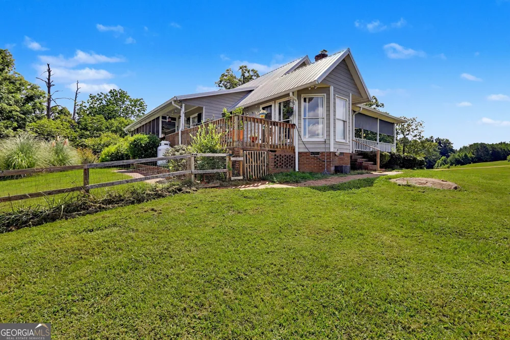 160 Tanya RD Milledgeville, GA 31061
