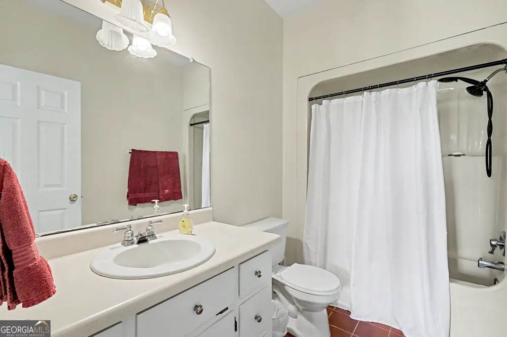 160 Tanya RD Milledgeville, GA 31061