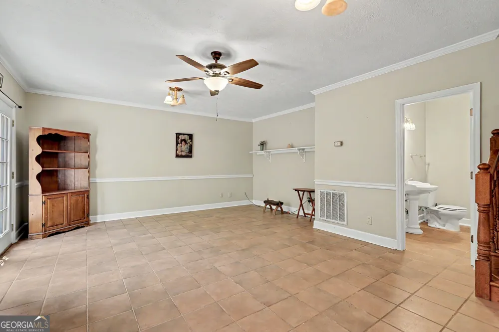 160 Tanya RD Milledgeville, GA 31061