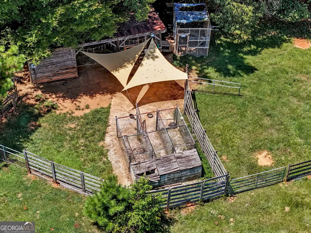 160 Tanya RD Milledgeville, GA 31061