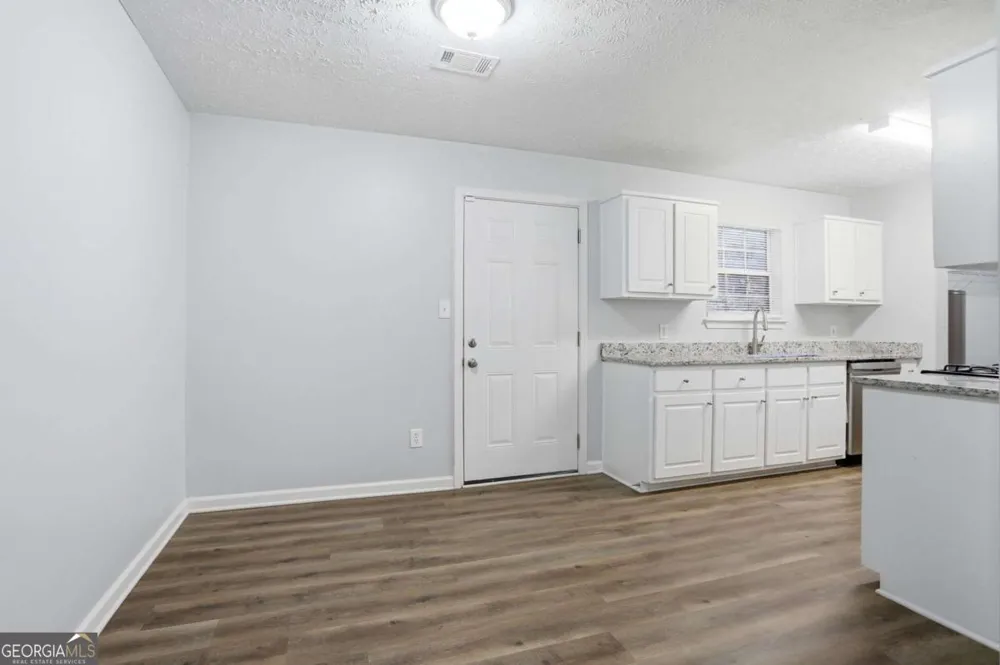 11066 Shannon CIR Hampton, GA 30228