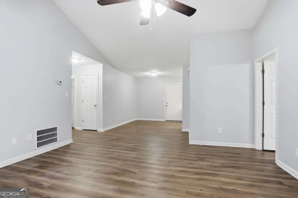 11066 Shannon CIR Hampton, GA 30228