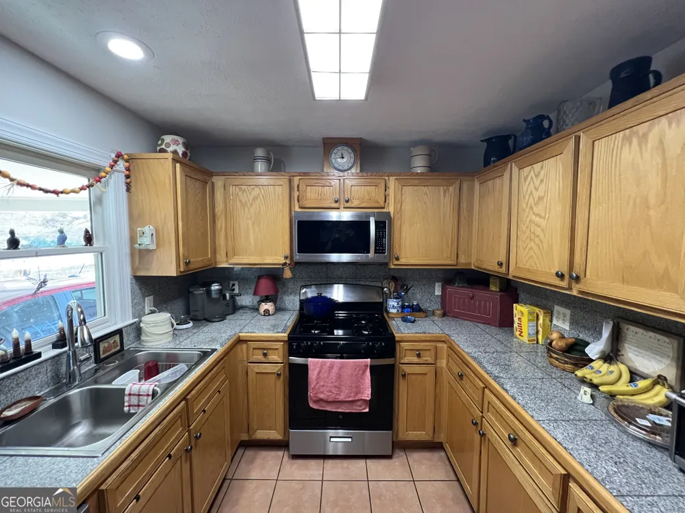1512 Buckeye RD East Dublin, GA 31027