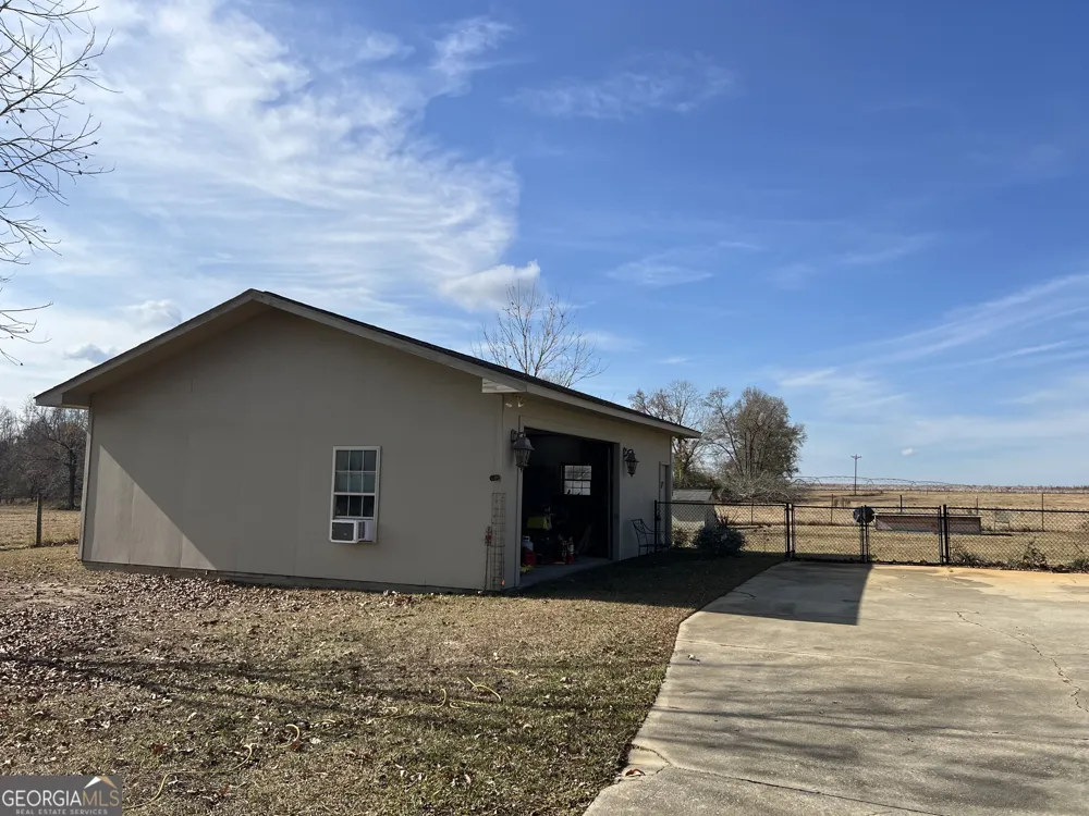 1512 Buckeye RD East Dublin, GA 31027