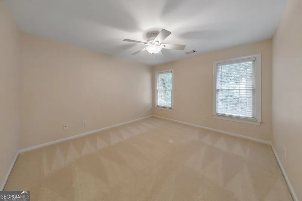 5808 Ripplestone CT NW Acworth, GA 30101