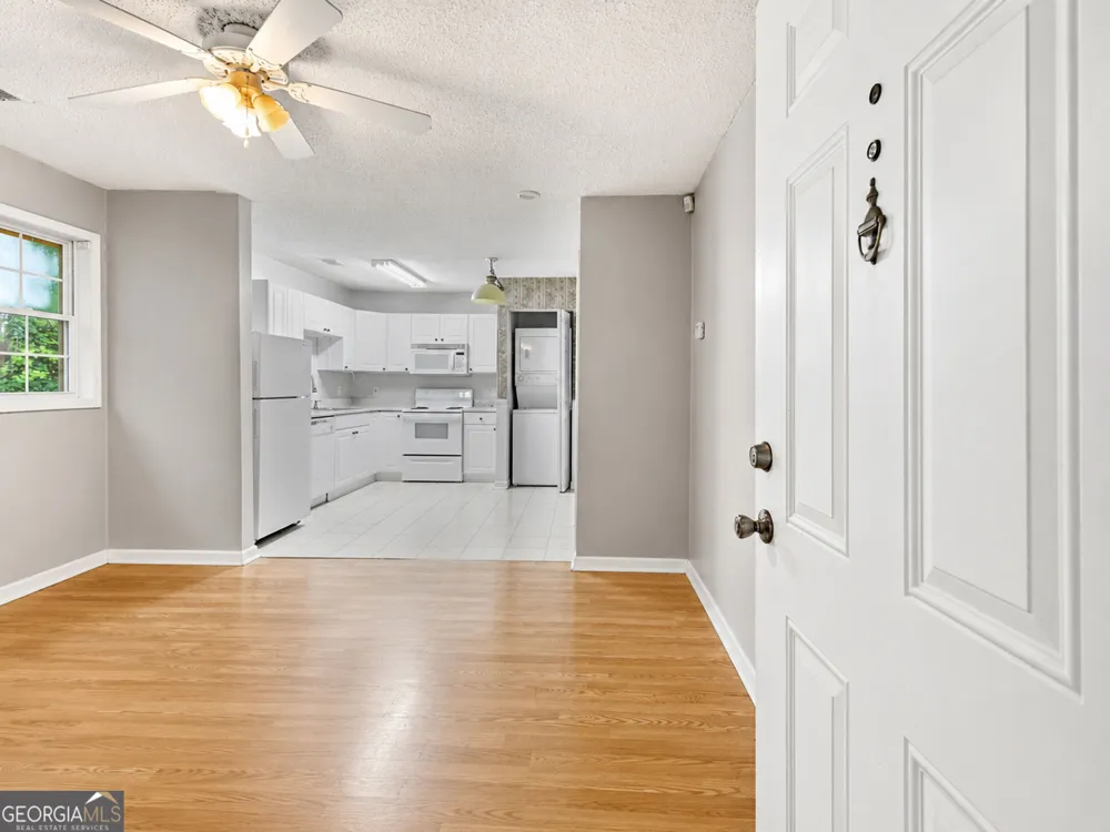 4002 Baywatch CV NW Acworth, GA 30101