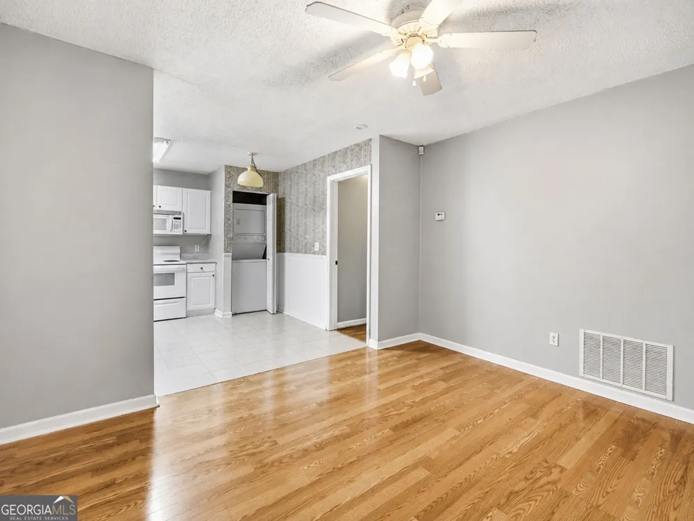4002 Baywatch CV NW Acworth, GA 30101