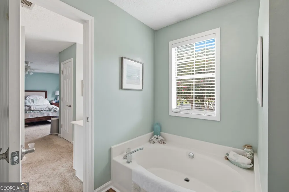4002 Baywatch CV NW Acworth, GA 30101