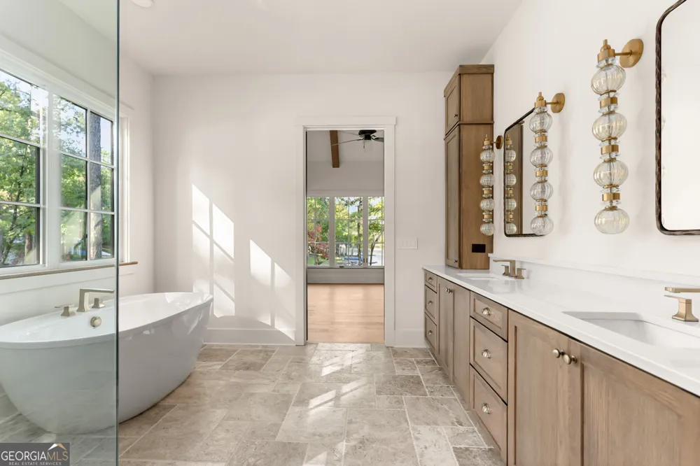 1010 Greyfield RD Greensboro, GA 30642