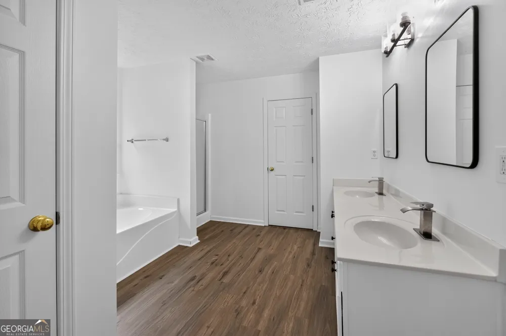 3761 Bogan Mill RD Buford, GA 30519