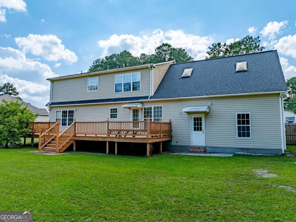 1407 Red Fox TRL Tifton, GA 31793