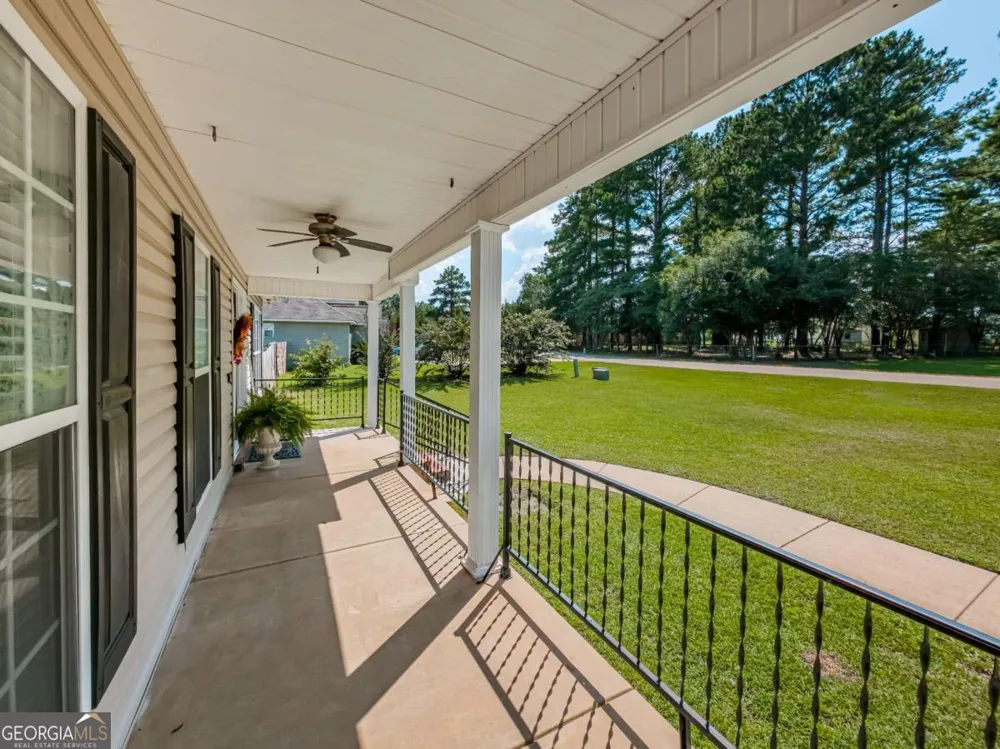 1407 Red Fox TRL Tifton, GA 31793