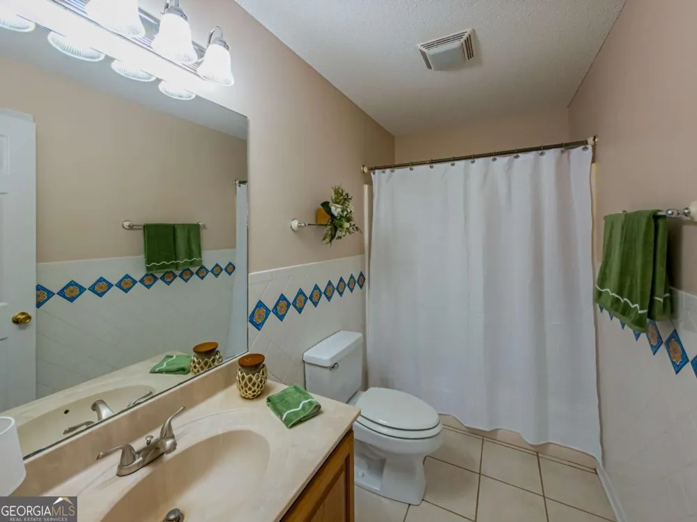 1407 Red Fox TRL Tifton, GA 31793