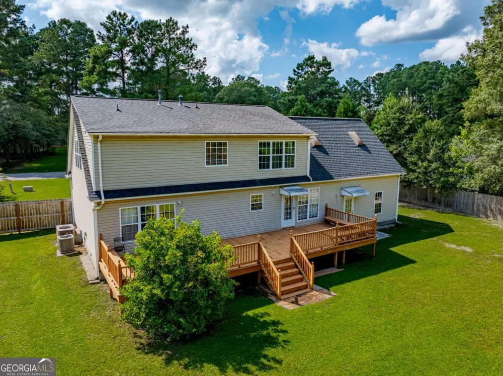 1407 Red Fox TRL Tifton, GA 31793