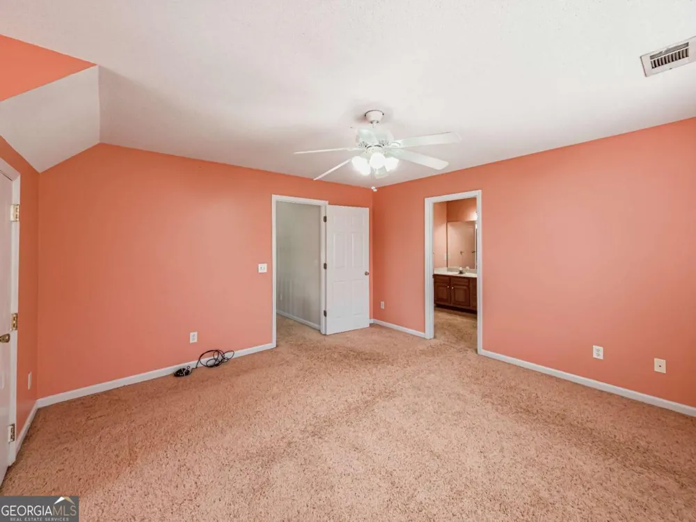 1407 Red Fox TRL Tifton, GA 31793