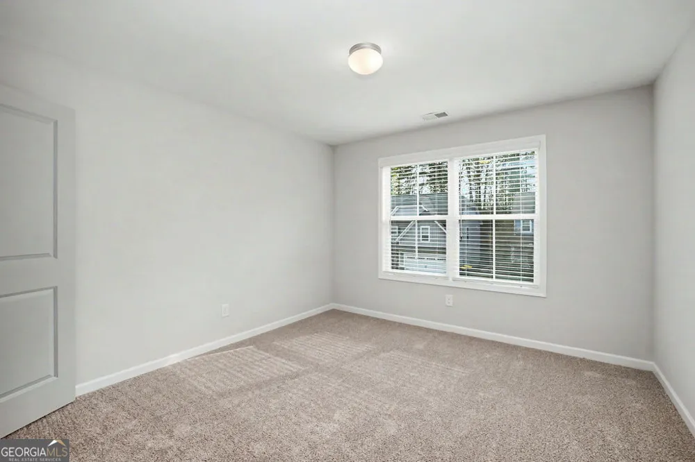 67 Seabiscuit Cour Newnan, GA 30263