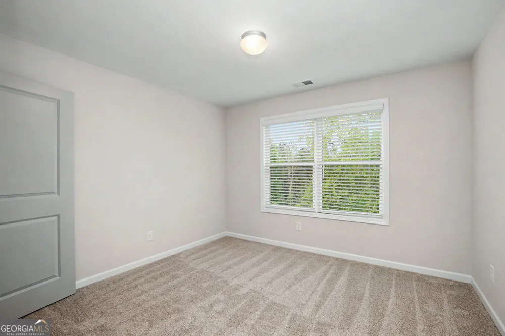 67 Seabiscuit Cour Newnan, GA 30263