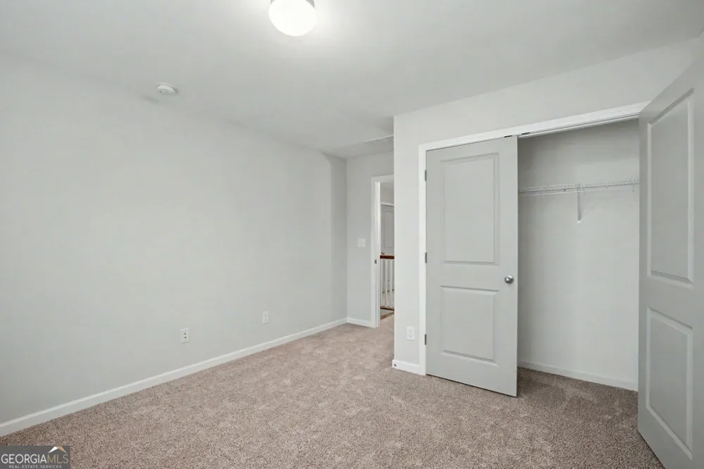 67 Seabiscuit Cour Newnan, GA 30263