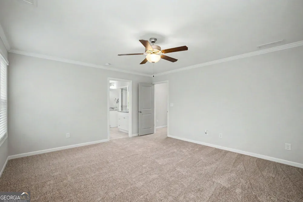 67 Seabiscuit Cour Newnan, GA 30263