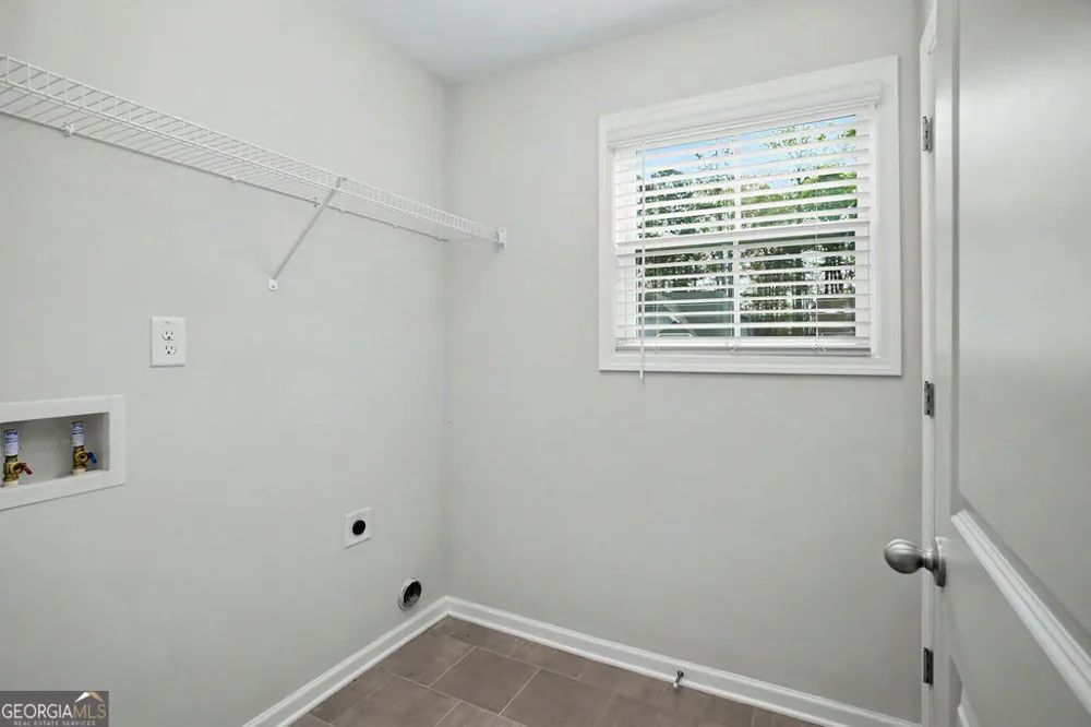 67 Seabiscuit Cour Newnan, GA 30263