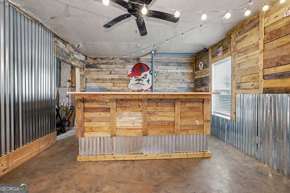67 Seabiscuit Cour Newnan, GA 30263