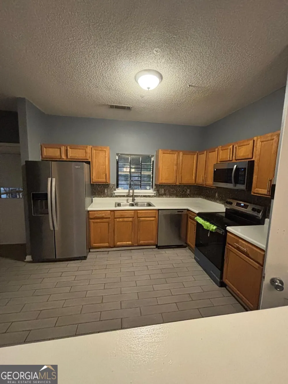 7690 Creekside LN Riverdale, GA 30296