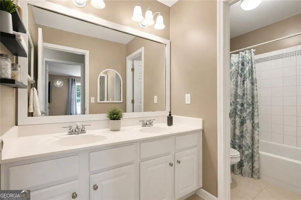 860 Valley DR Canton, GA 30114