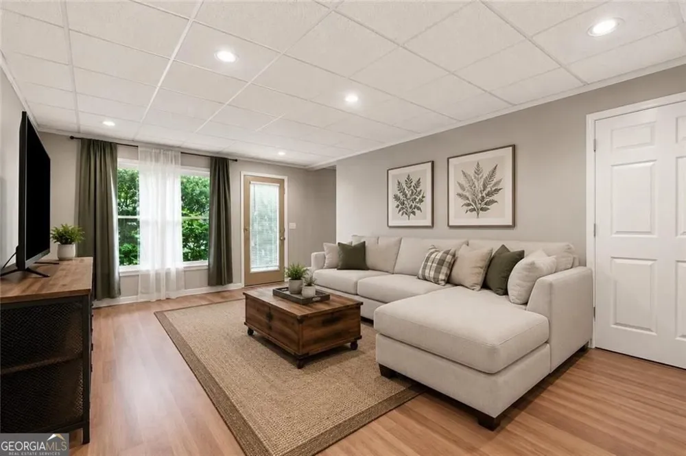 860 Valley DR Canton, GA 30114